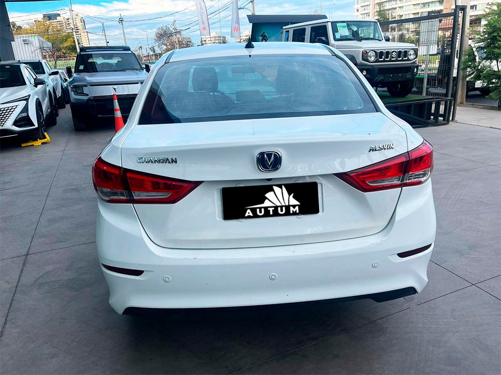 Changan Alsvin — foto 5